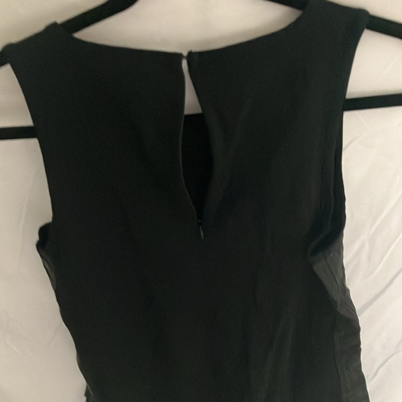 Banana Republic: Black Tank Top- faux leather sides & bottom- zip back- S - Picture 9 of 13